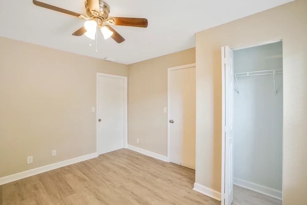 6072 Lambeth Cir - Photo 3 of 13