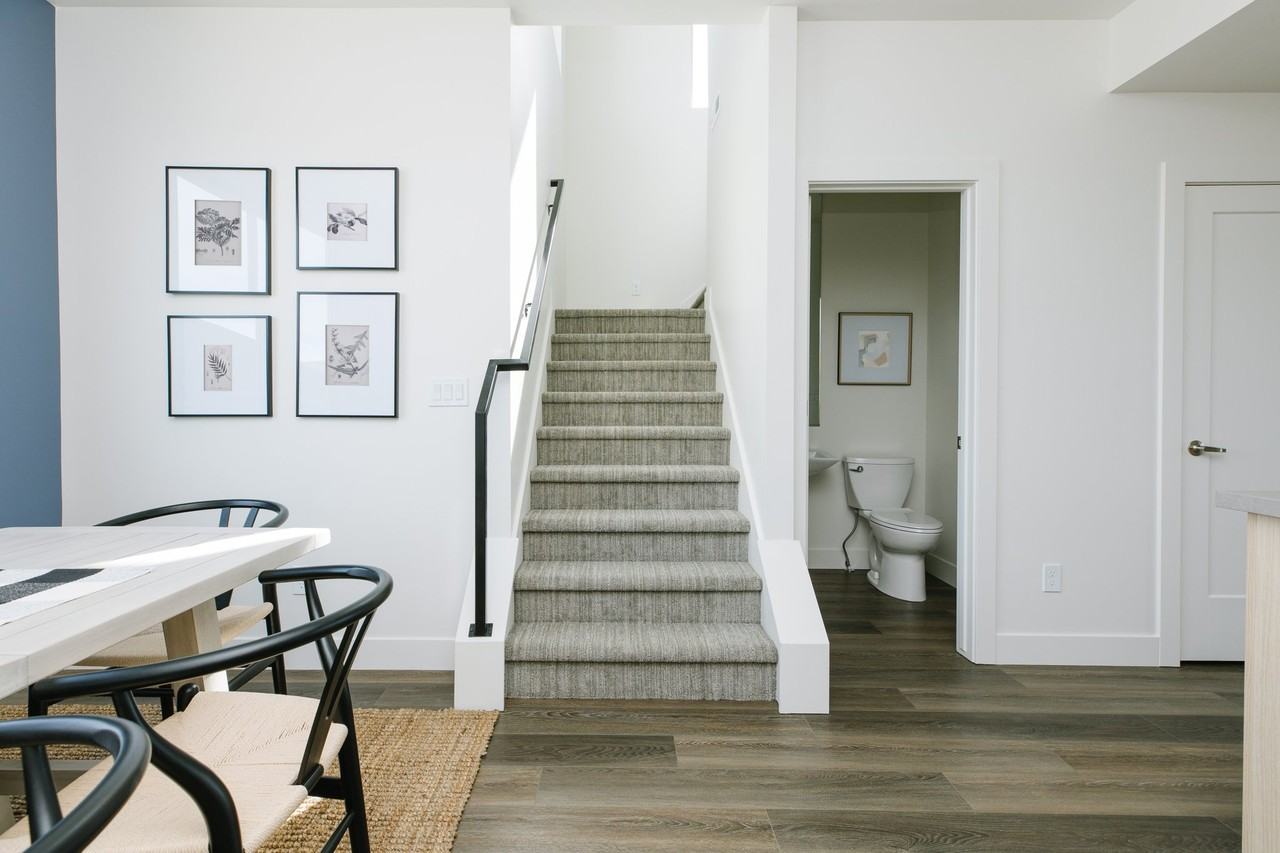 2064 N Harvest Village Ln - Photo 5 of 17