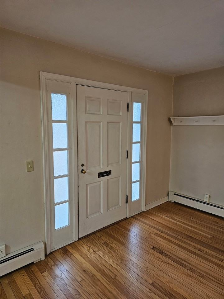 101 Mcpherson St - Photo 3 of 17