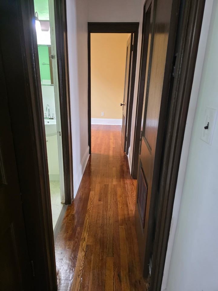 4021 Gifford Ave #UP - Photo 5 of 10