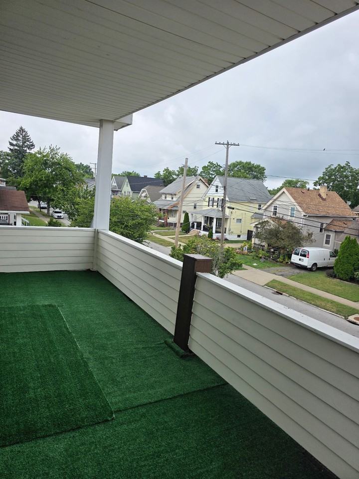 4021 Gifford Ave #UP - Photo 7 of 10