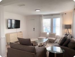 featured image of 413 S Prairieville St