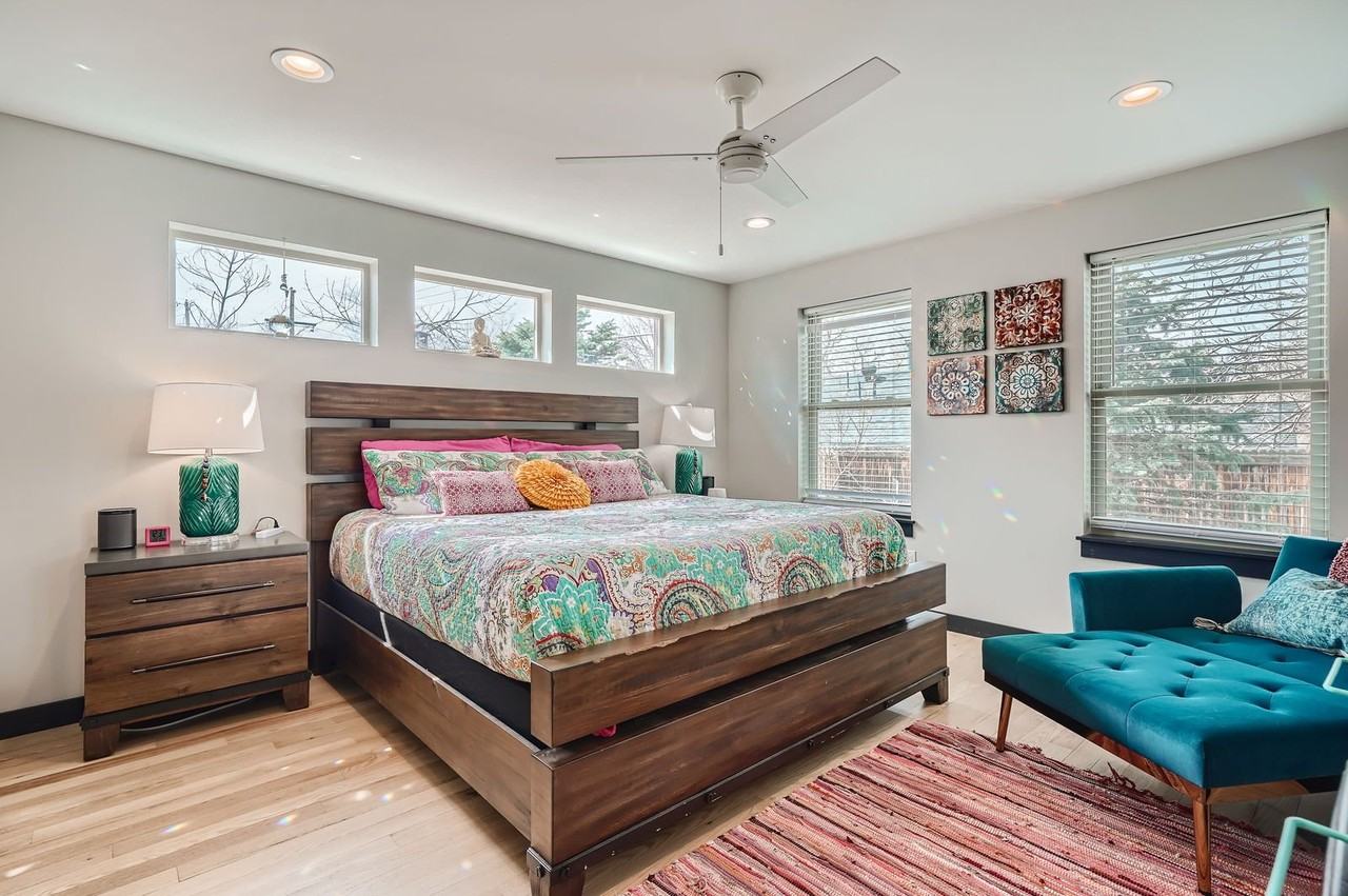 835 Urban St - Photo 5 of 9
