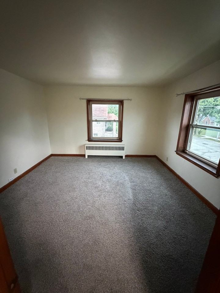 5729 W Lincoln Ave #6 - Photo 5 of 7