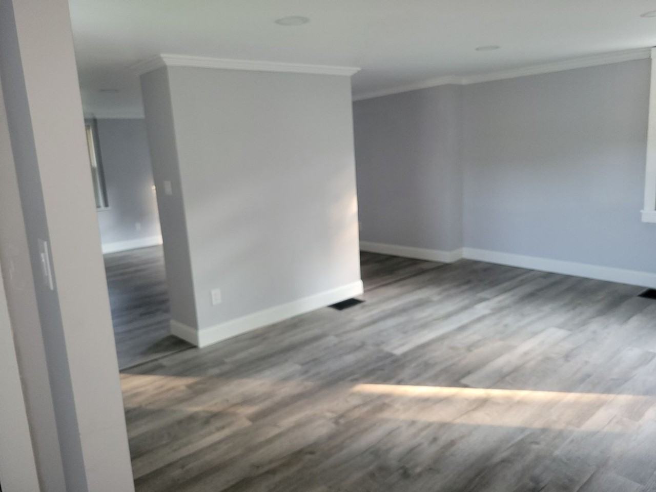 1366 Main St - Photo 5 of 18
