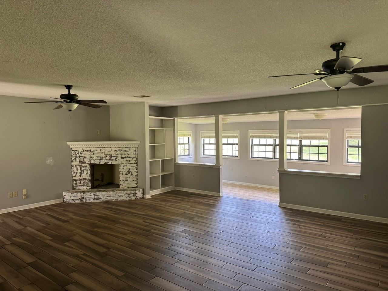 1555 Yellowdog Rd - Photo 3 of 7
