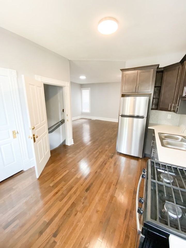 3257 Oregon Ave - Photo 2 of 7