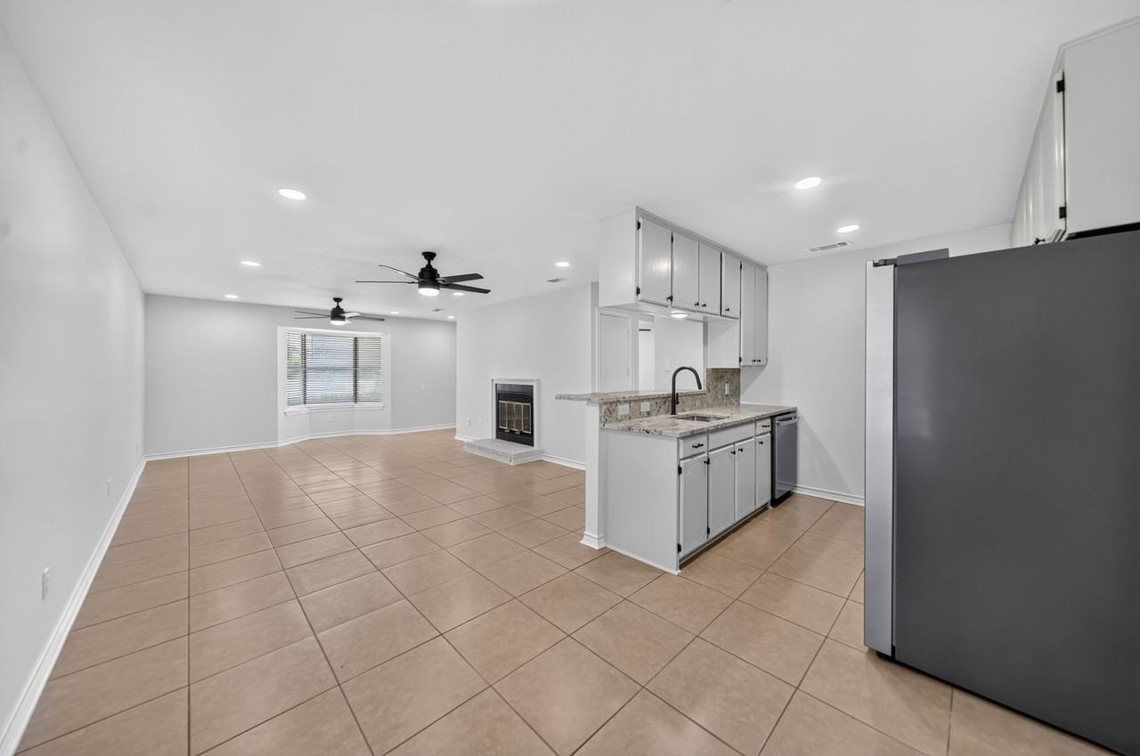 3803 County Road 149 - Photo 5 of 18
