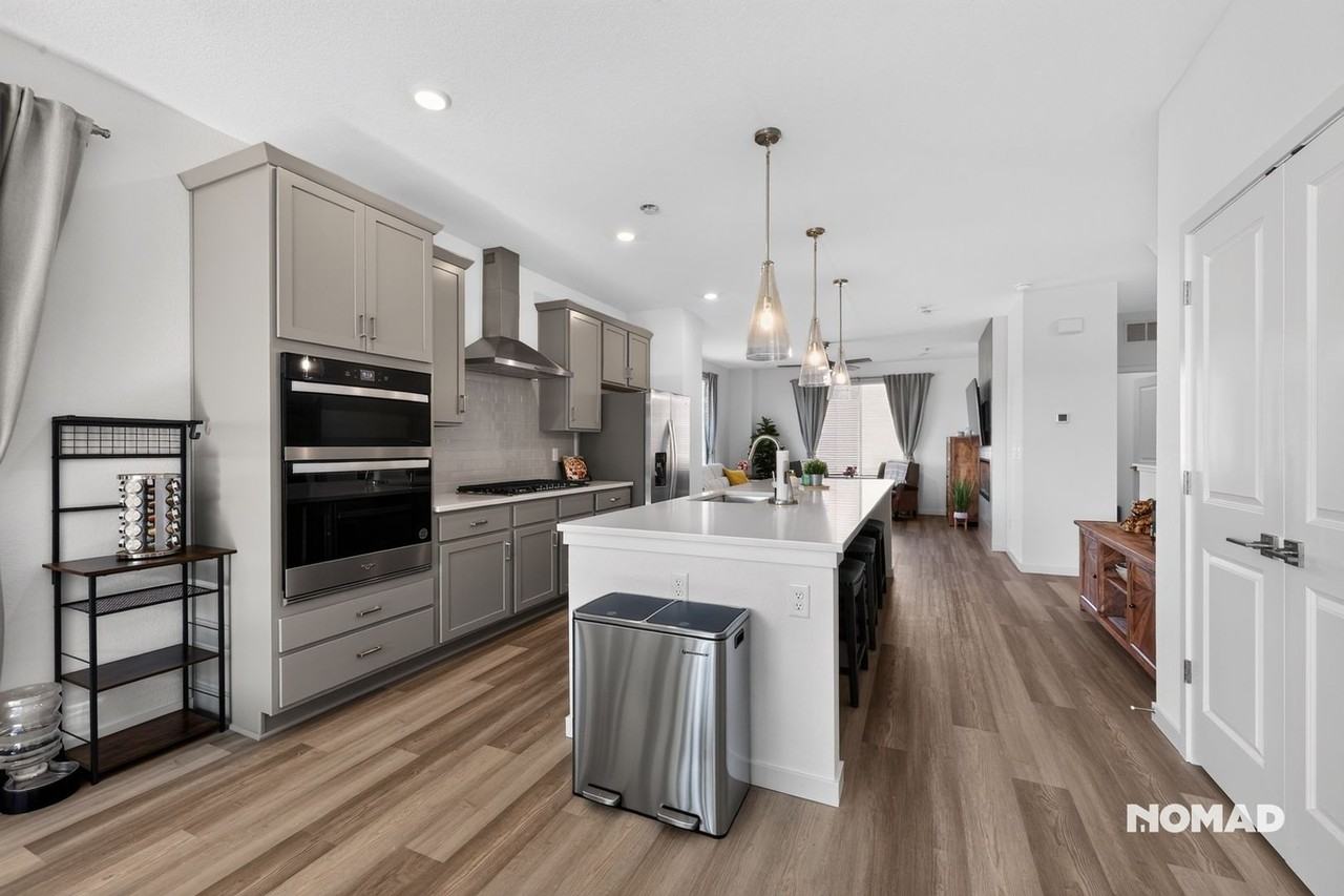 9695 Browns Peak Cir - Photo 5 of 31