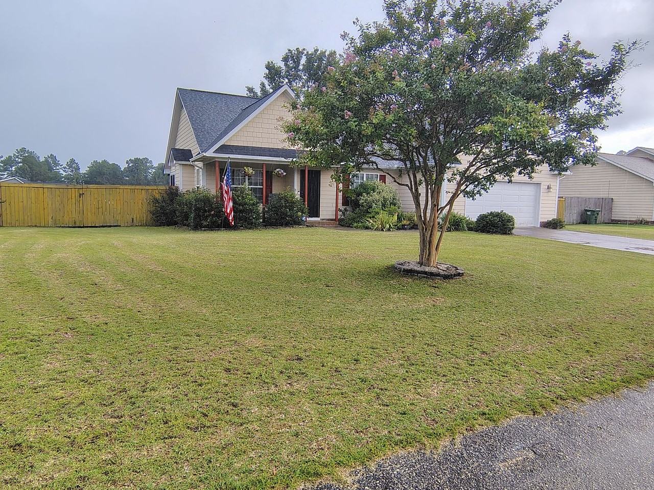 137 Appalachian Dr - Photo 2 of 21