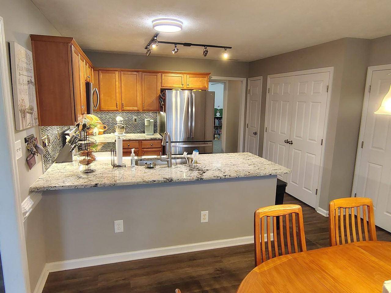137 Appalachian Dr - Photo 7 of 21