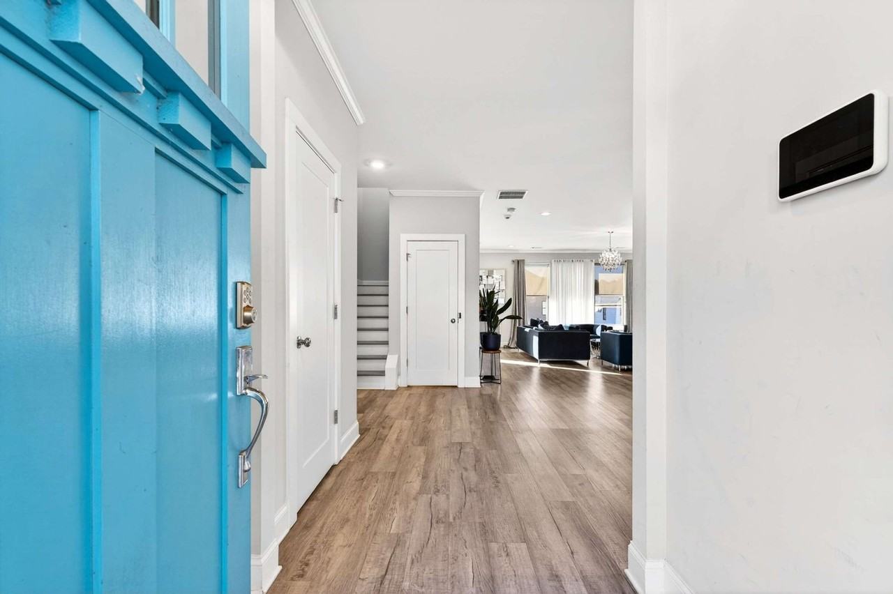 5259 Cloud St - Photo 2 of 26