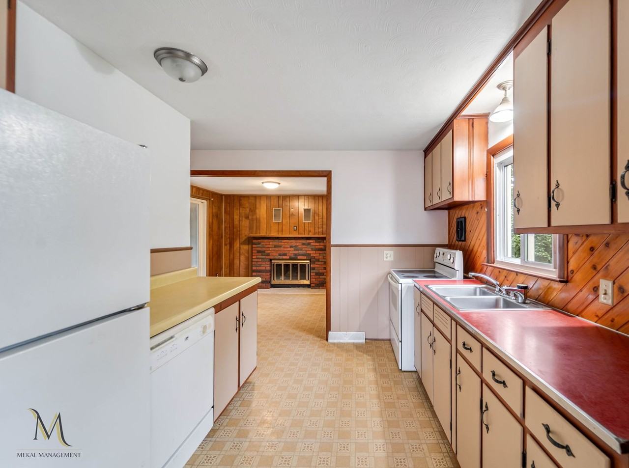 38 Anne St - Photo 7 of 23
