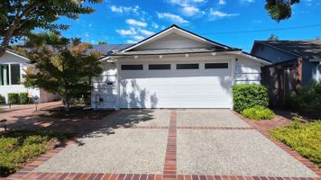featured image of 1572 Meadow Ln