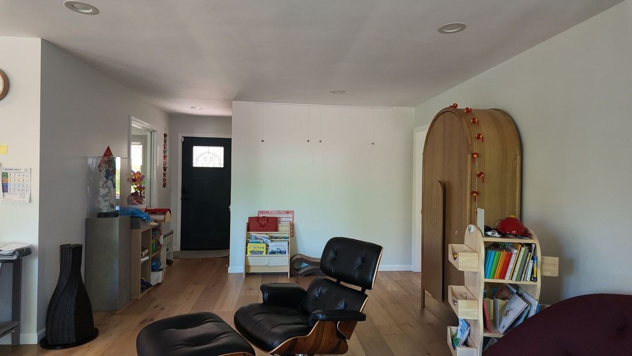 1572 Meadow Ln - Photo 6 of 17