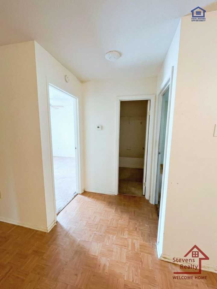 65 Bybee Woods Dr #1 - Photo 4 of 9