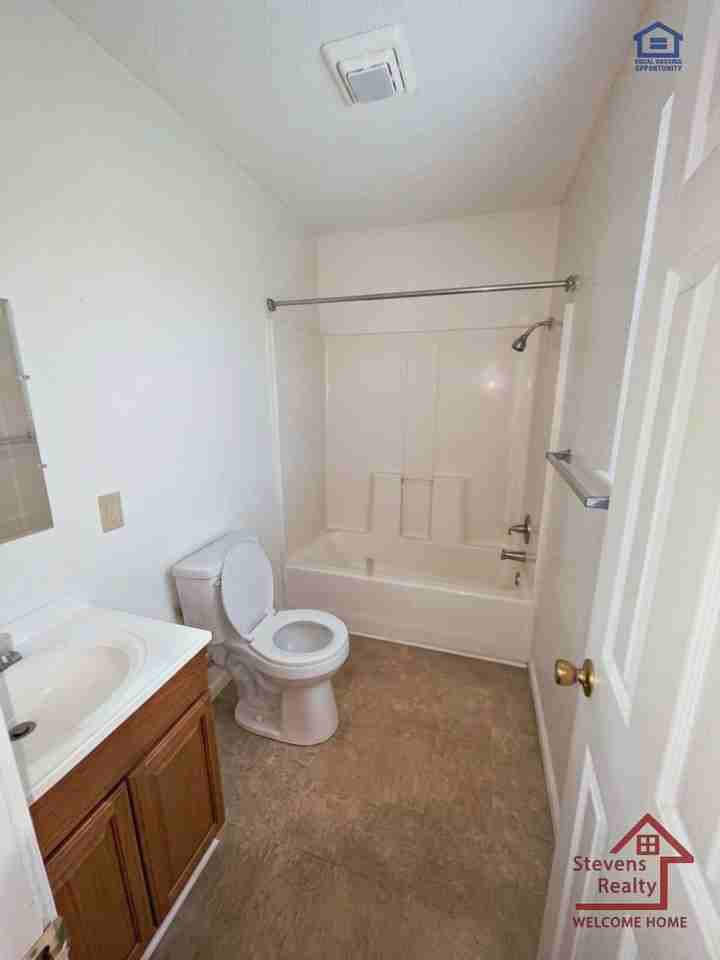 65 Bybee Woods Dr #1 - Photo 7 of 9