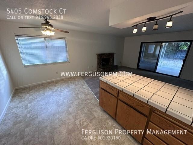 5405 Comstock Ct - Photo 5 of 17