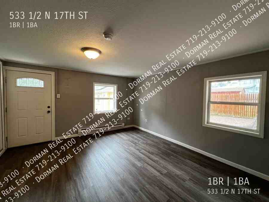 533 1/2 N 17th St - Photo 2 of 7