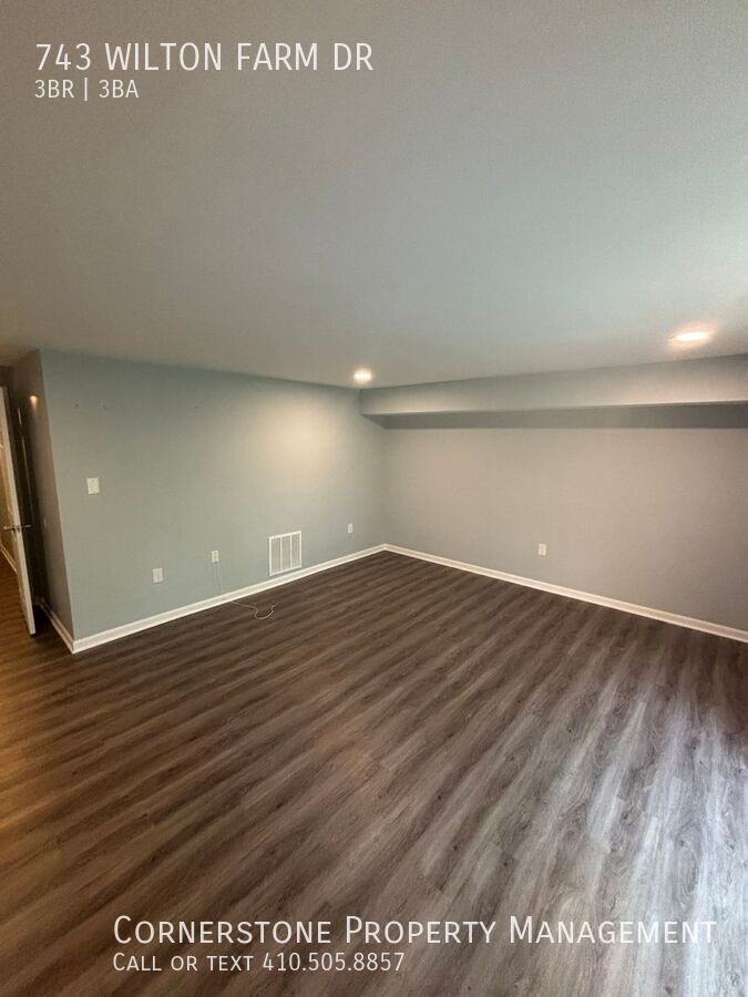 743 Wilton Farm Dr - Photo 6 of 14