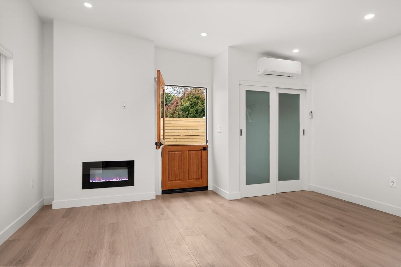 318 Prospect Ave #318-1-2 - Photo 6 of 11