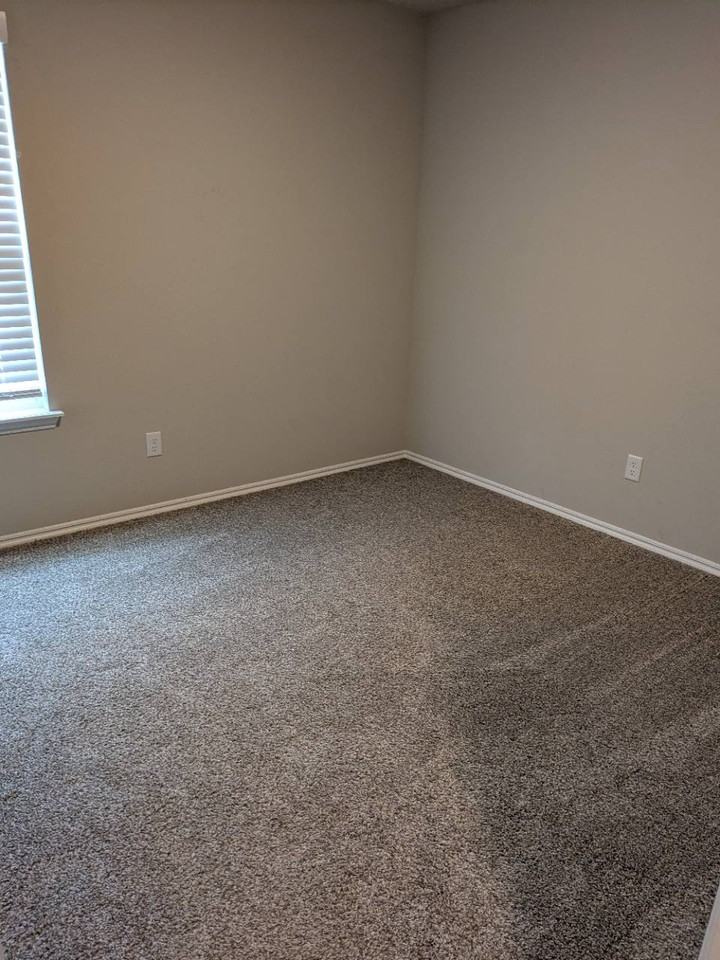 512 Comanche Dr #NA - Photo 5 of 12