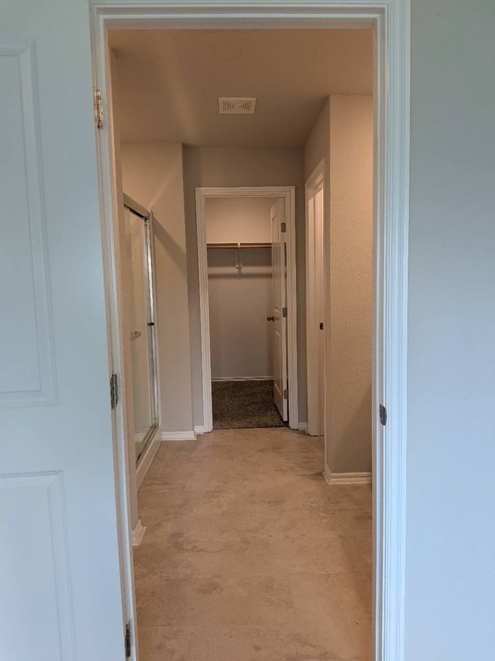 512 Comanche Dr #NA - Photo 7 of 12