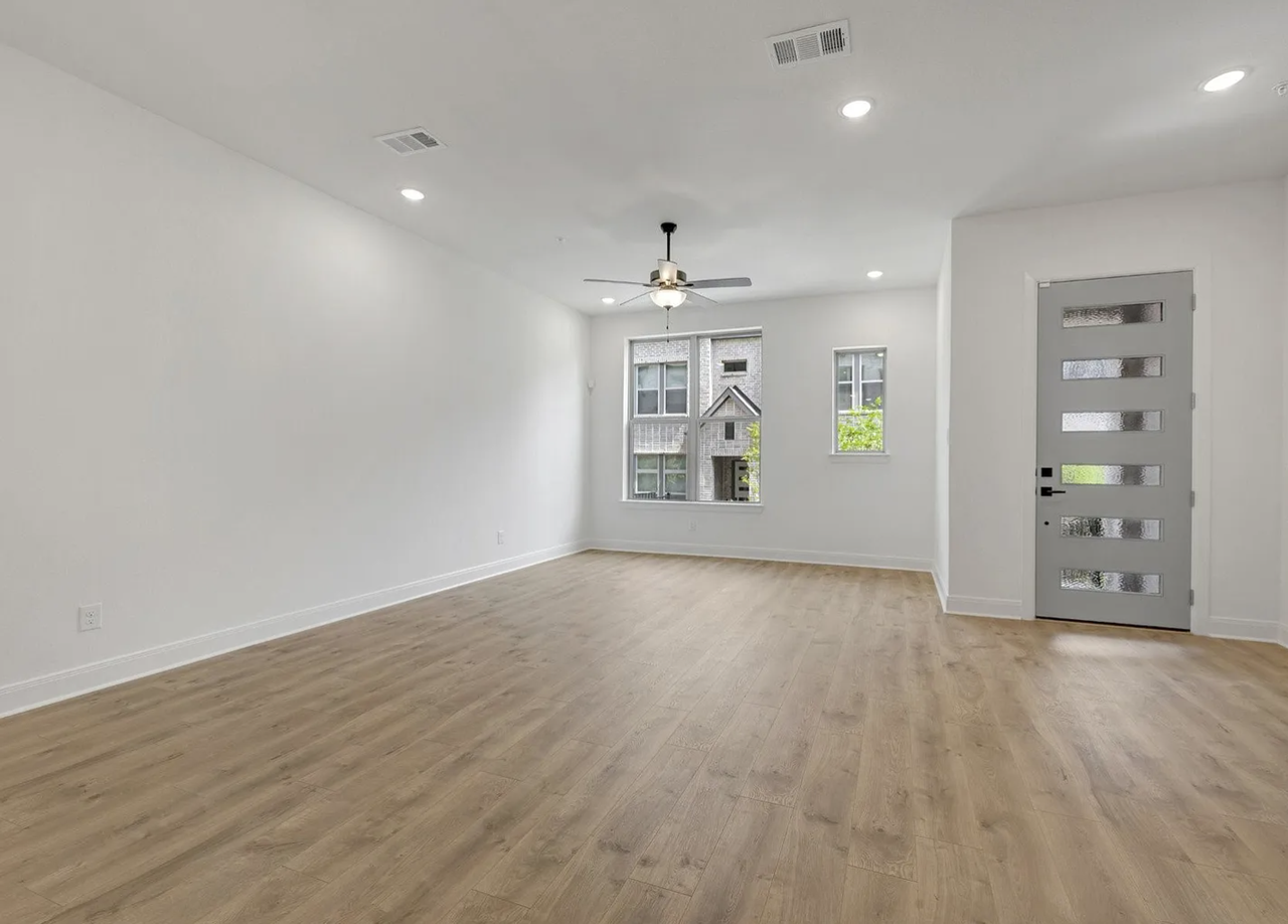 4835 Fuller Ct #605 - Photo 7 of 25