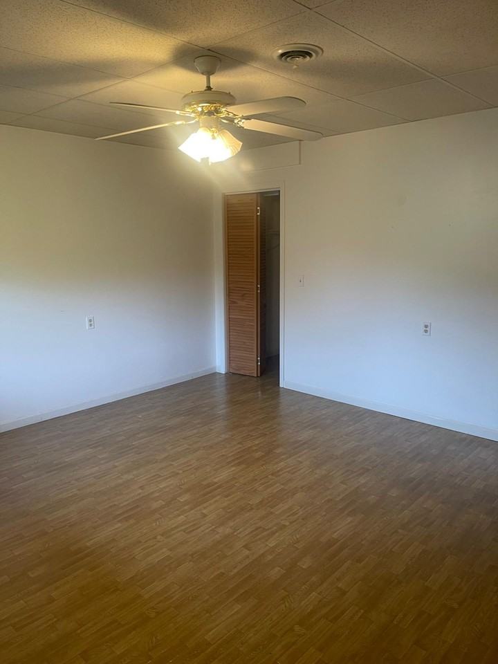 1101 Odes Wilson Rd Apt B #NA - Photo 6 of 20