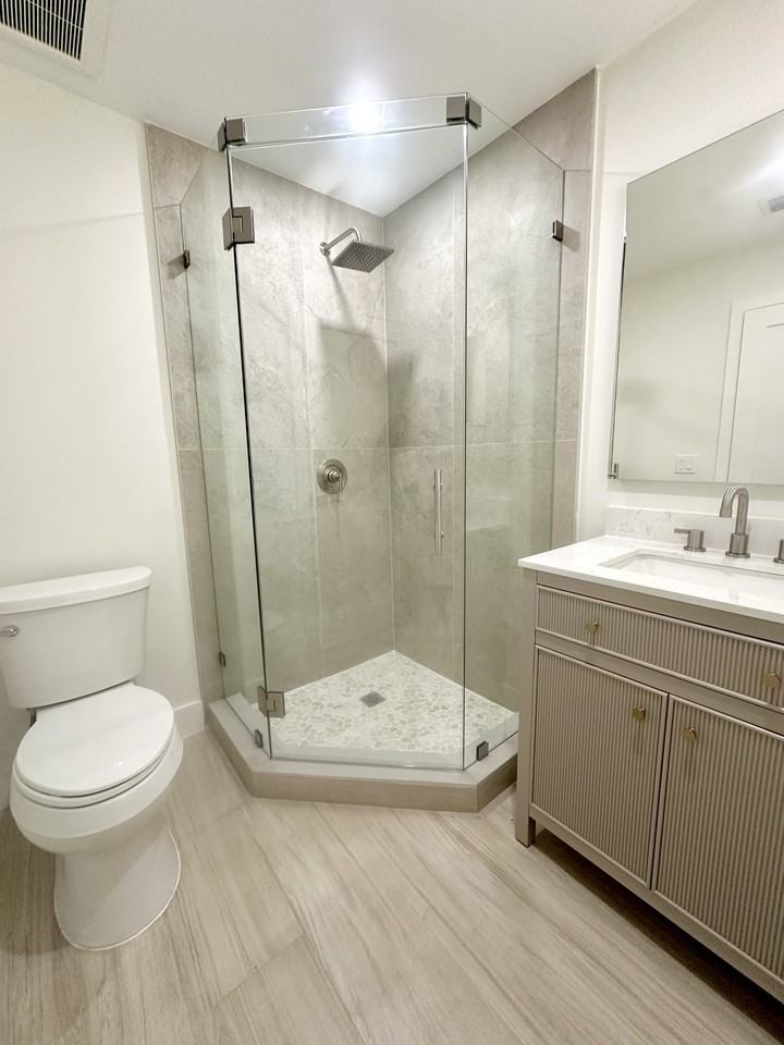 1612 Ne 17th Ave #1612 - Photo 4 of 12