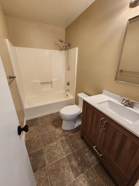 60 Wolfpit Ave #2B - Photo 6 of 23