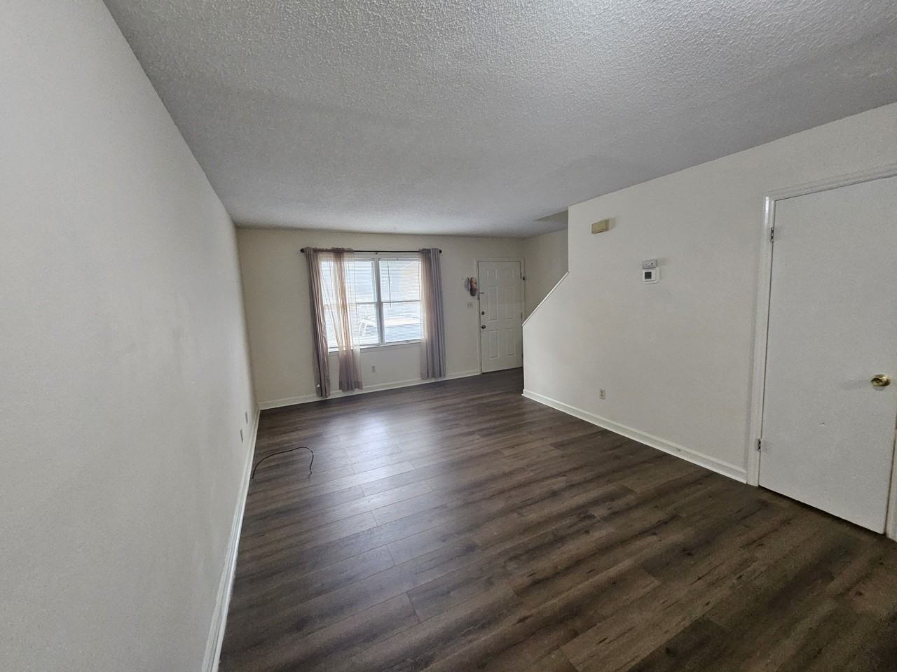 102 Cedar Ct #B - Photo 7 of 20