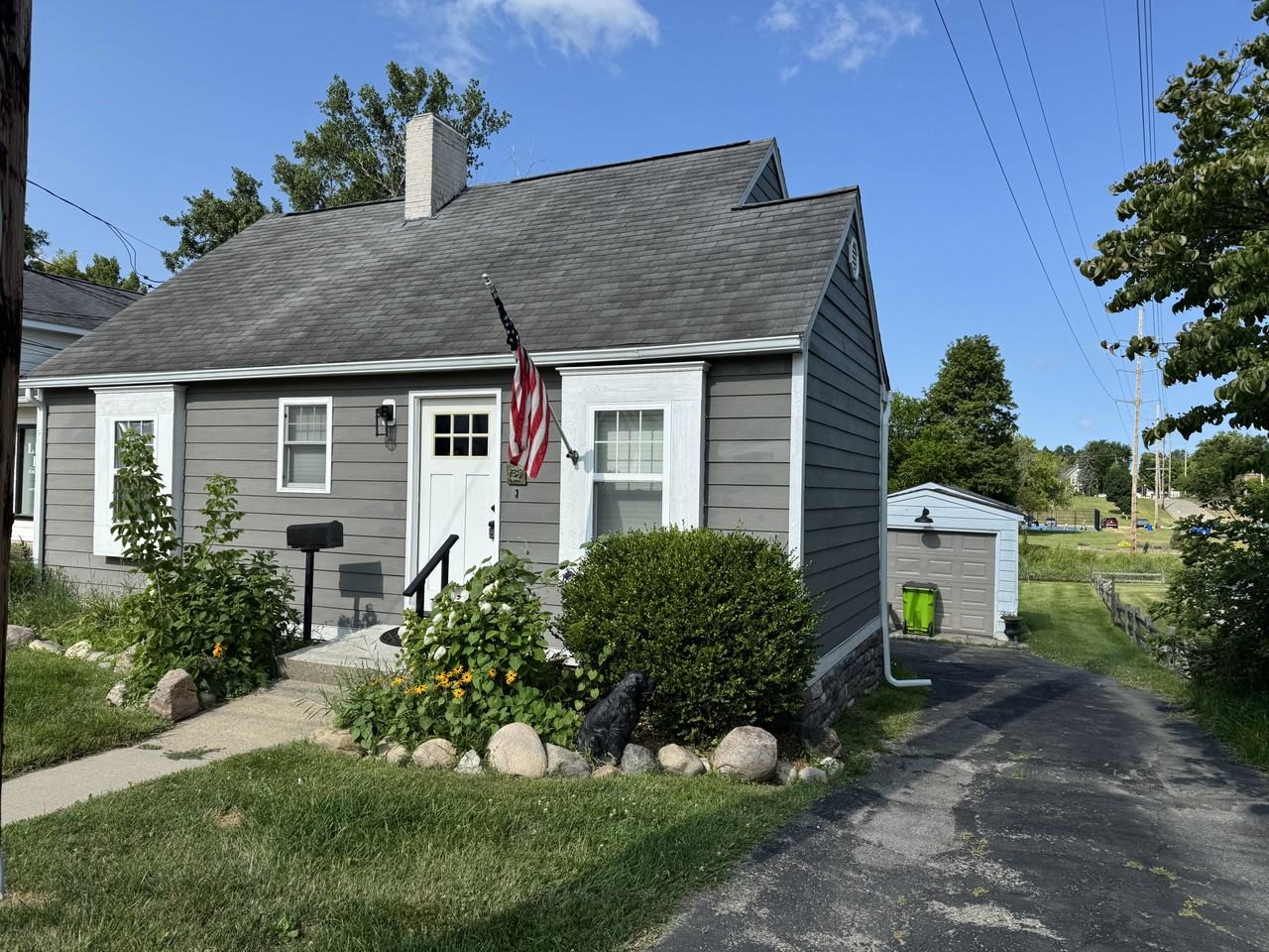 501 N Leroy St #NA - Photo 2 of 16