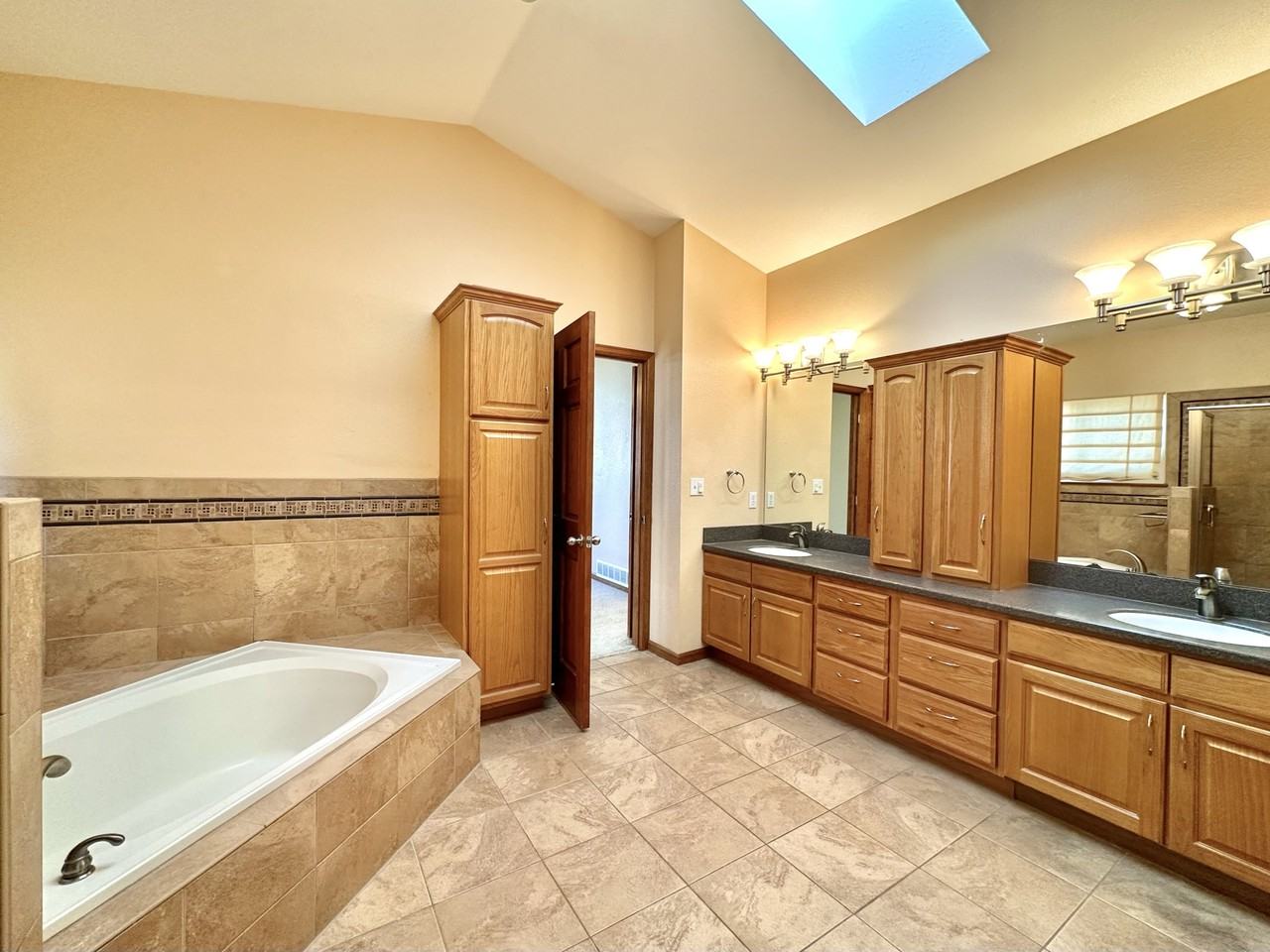 9882 Spring Hill Pl #NA - Photo 2 of 27