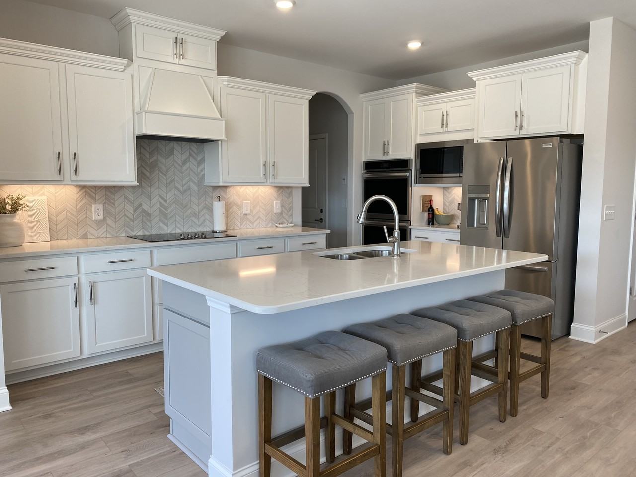 313 Traywick Pl #NA - Photo 2 of 18