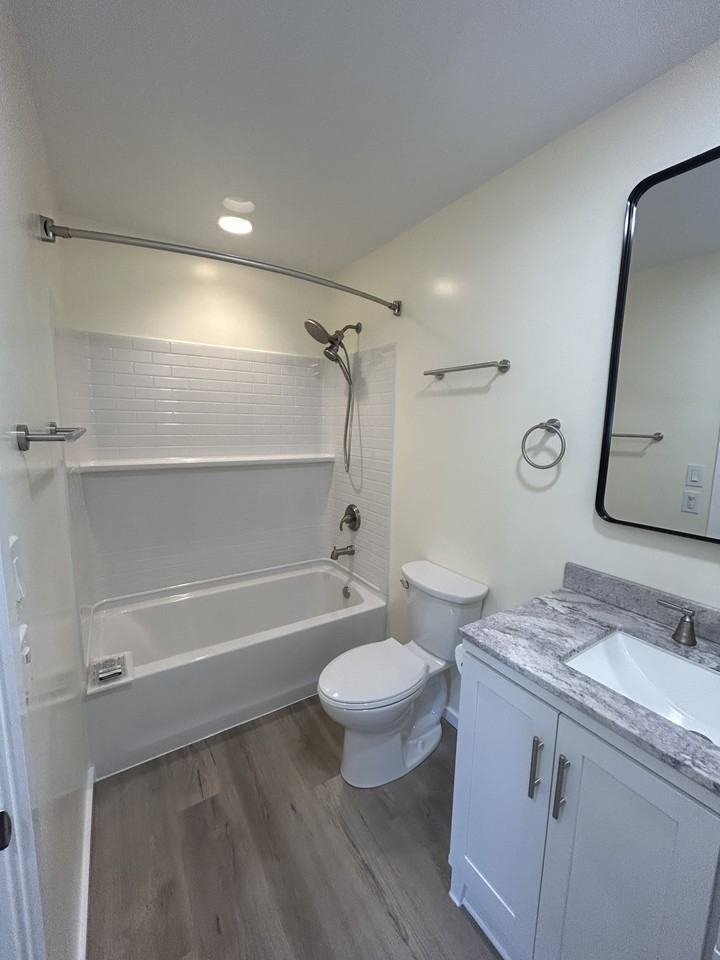 1550 Nw Van Buren Ave #NA - Photo 4 of 12