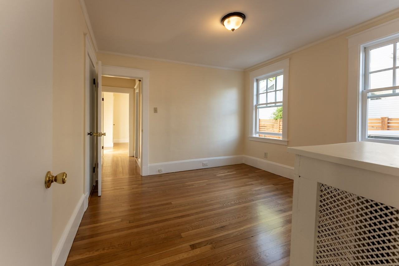 89 Harnden Ave - Photo 6 of 18