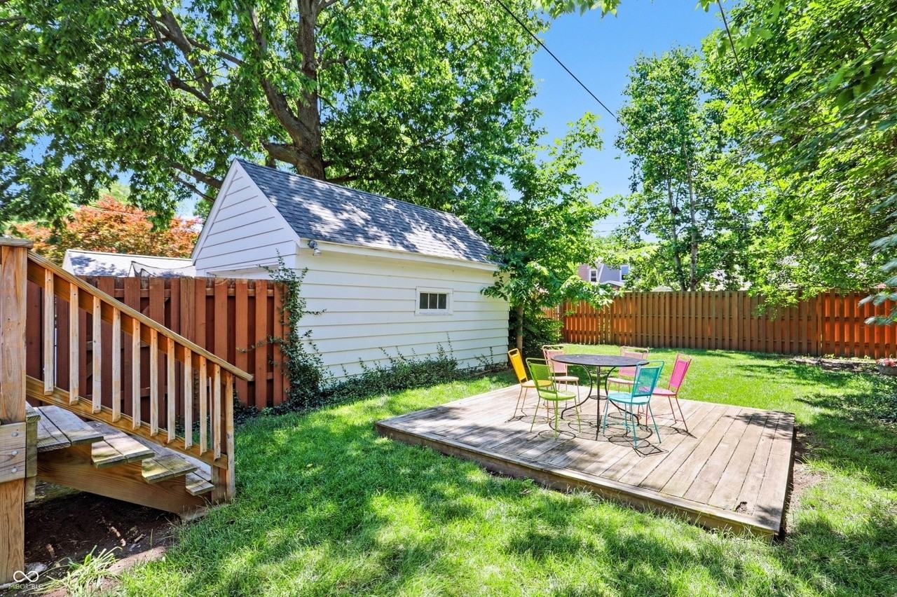 223 Lincoln St #NA - Photo 3 of 44