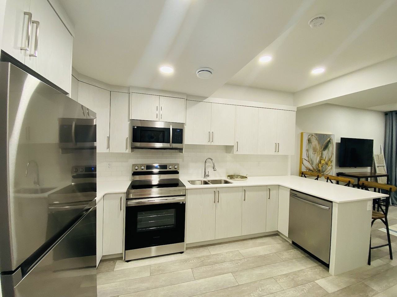 206 Heartland Ave - Photo 4 of 10