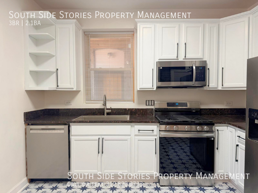 124 E 49th St #105 - Photo 6 of 21
