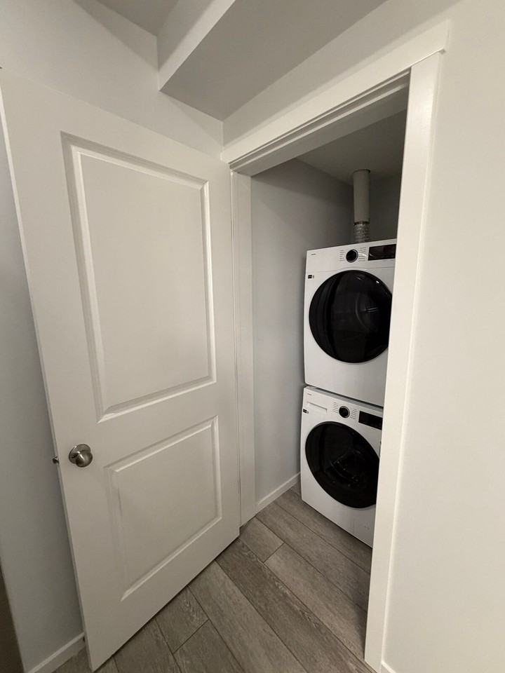 1435 205 St Nw - Photo 6 of 13