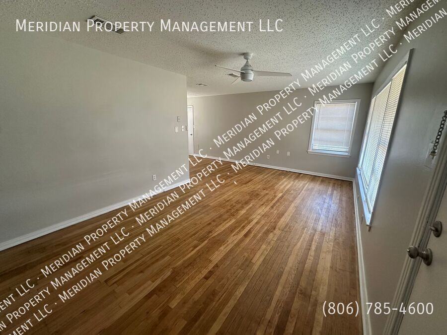 1917 37th St - Photo 7 of 15
