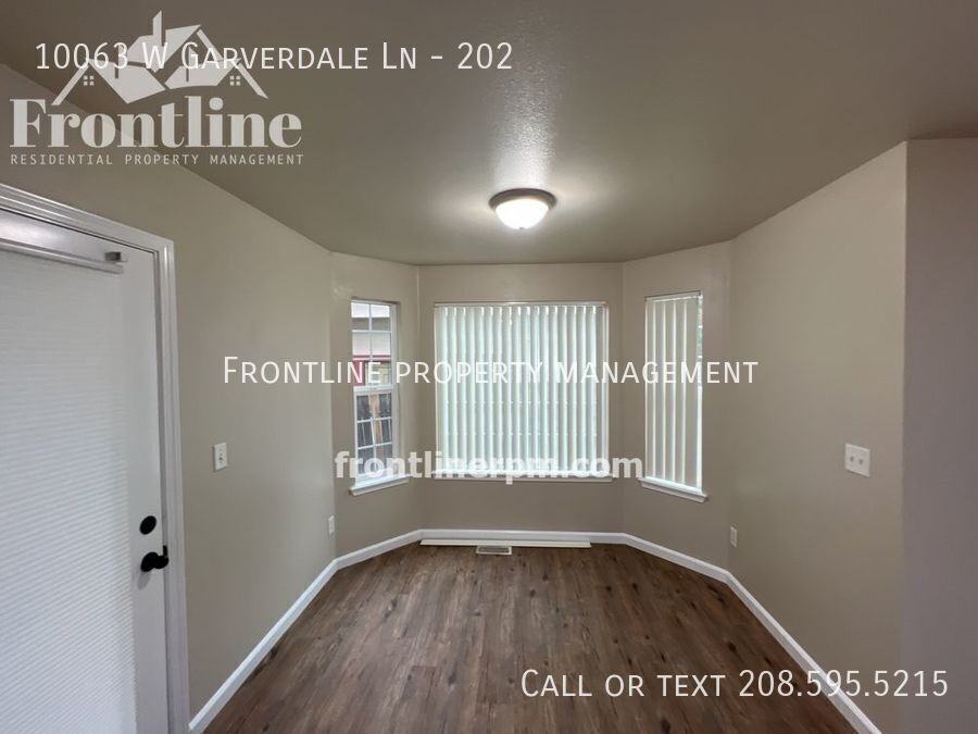 10063 W Garverdale Ln #202 - Photo 6 of 13