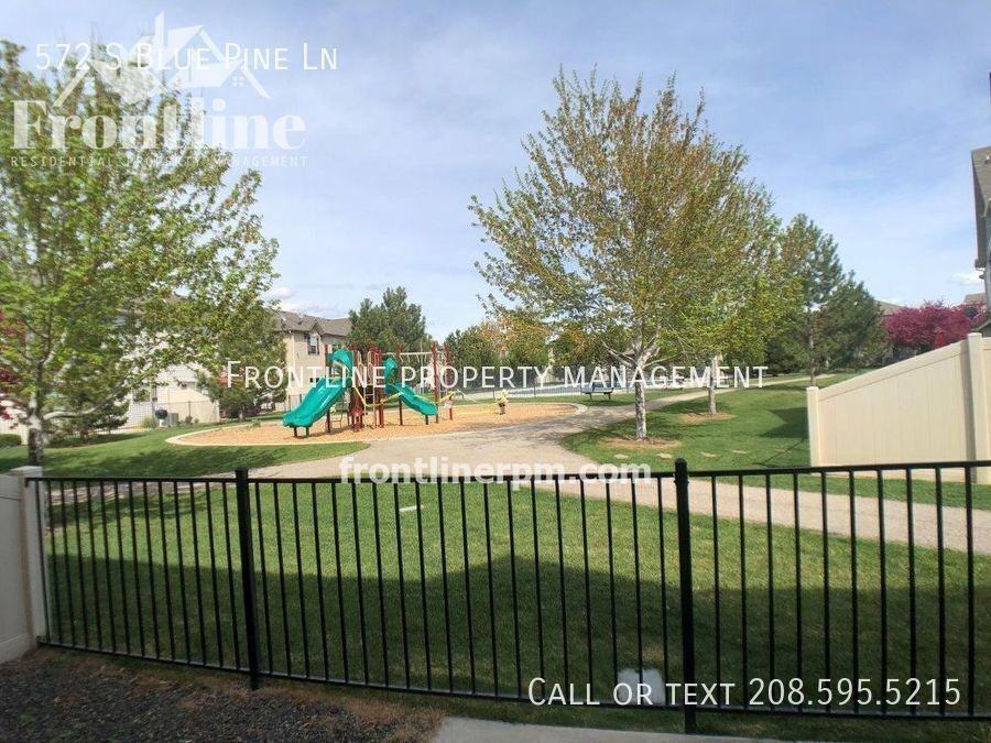 572 S Blue Pine Ln - Photo 6 of 15