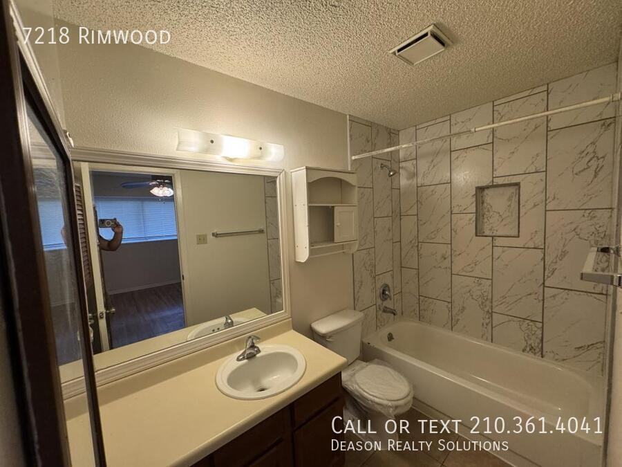 7218 Rimwood - Photo 5 of 18