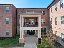 featured image of 100 Croft St