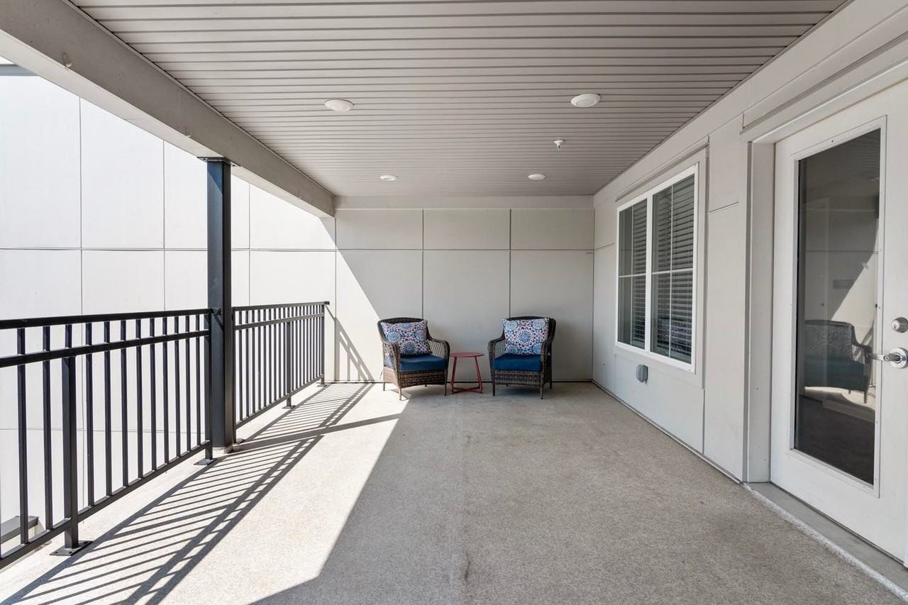 Kirkman Terrace - Photo 7 of 43