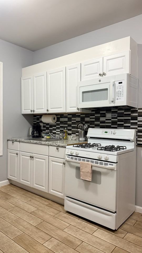 196 S 8th St #2R - Photo 6 of 6