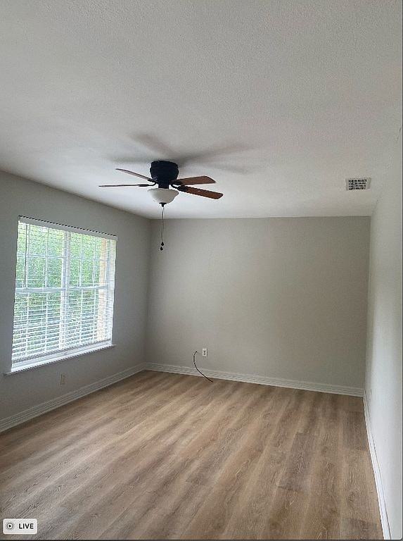 505 Candlelight Lane - Photo 3 of 9
