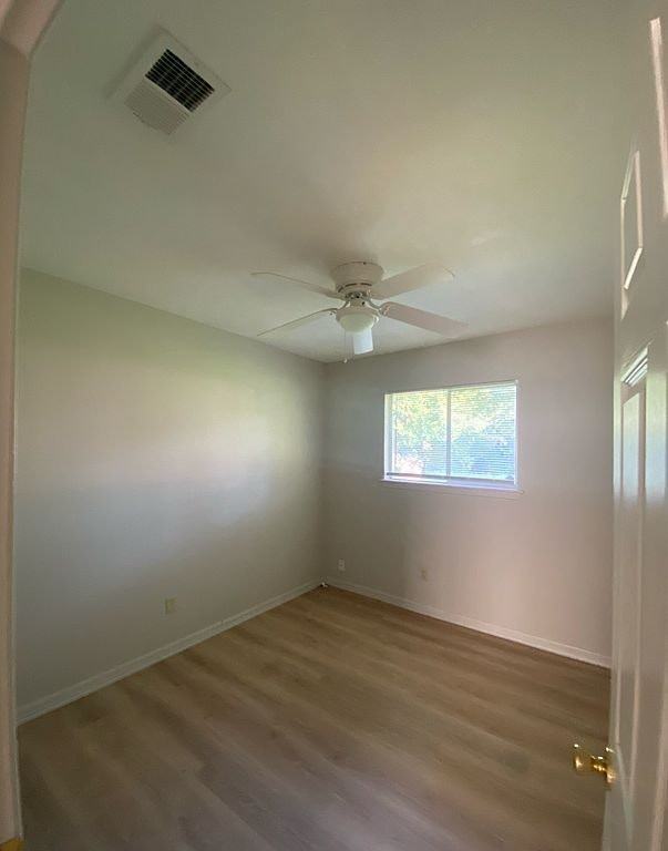 505 Candlelight Lane - Photo 6 of 9